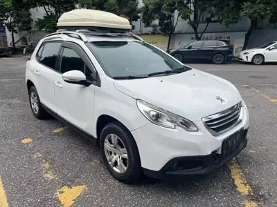Peugeot 2008 2015, 99000 км, за 14800 CNY