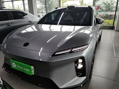 Nio ET5T 2025, 12400 км, за 157400 CNY