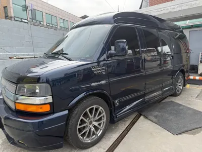 Chevrolet Express Van 2014, 47000 км, за 24000000 KRW