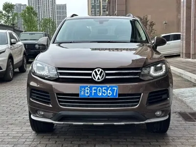 Volkswagen Touareg 2012, 160000 км, за 69800 CNY