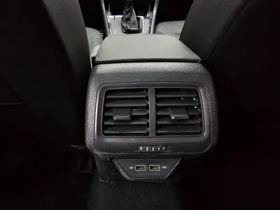 Volkswagen Golf 2020, 45599 км, за 69800 CNY - фото 13