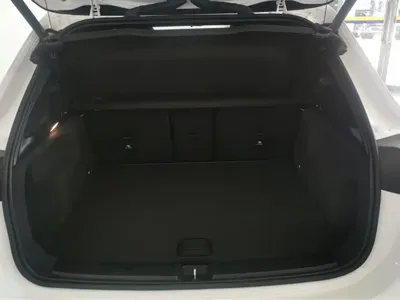 Mercedes-Benz GLA 2023, 15900 км, за 135800 CNY