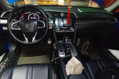 Honda Civic 2019, 83600 км, за 57903 CNY - фото 9