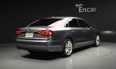 Volkswagen Passat 2018, 57542 км, за 12500000 KRW