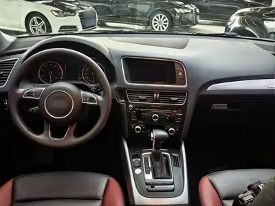 Audi Q5 2018, 60400 км, за 121199 CNY