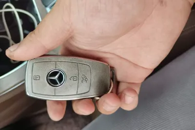 Mercedes-Benz E-Class 2019, 135100 км, за 182310.32 CNY - фото 9