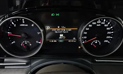Kia Canival 2022, 45141 км, за 27000000 KRW - фото 8