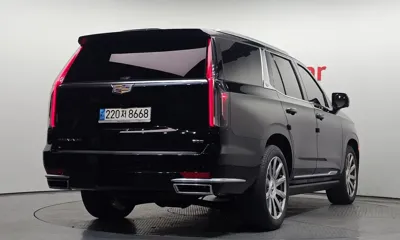 Cadillac Escalade 2022, 58605 км, за 76990000 KRW