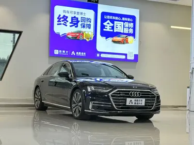 Audi A8 2018, 100000 км, за 298800 CNY