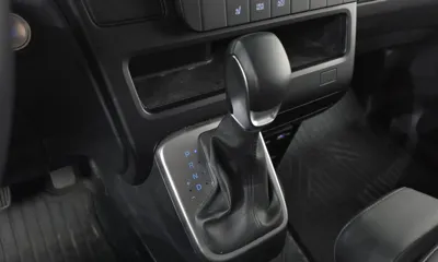Hyundai Staria 2023, 48156 км, за 24500000 KRW - фото 9