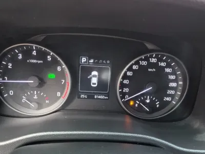 Hyundai Avante 2017, 81462 км, за 9000000 KRW