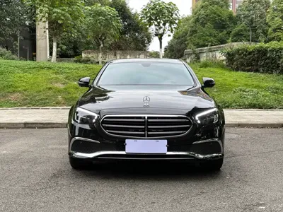 Mercedes-Benz E-Class 2023, 18000 км, за 282800 CNY