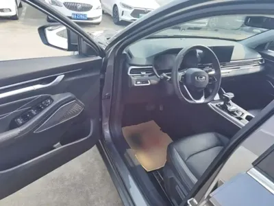 Geely Emgrand 2022, 27100 км, за 56300 CNY - фото 16