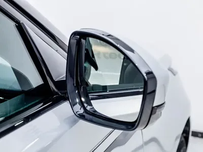 Land Rover Velar 2023, 26200 км, за 240000 CNY - фото 30