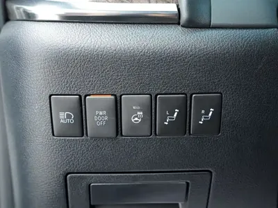 Toyota Alphard 2020, 150000 км, за 398000 CNY - фото 7