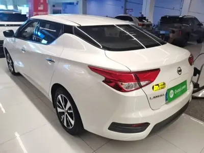 Nissan Bluebird 2019, 59100 км, за 40300 CNY - фото 5