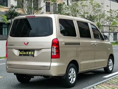 Wuling Hongguang V 2020, 38000 км, за 26800 CNY