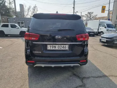 Kia Canival 2019, 162176 км, за 45240000 KRW