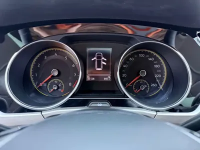 Volkswagen Touran 2023, 35000 км, за 103800 CNY - фото 9