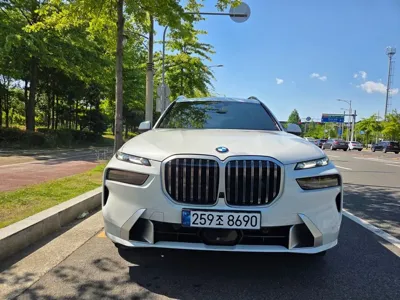 BMW X7 2025, 5700 км, за 139000000 KRW