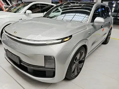 Li Auto Li L9 · 2022 год