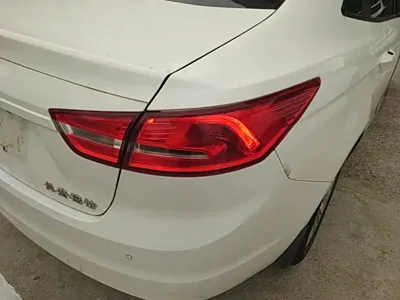 Ford Escort 2017, 52699 км, за 26500 CNY - фото 8