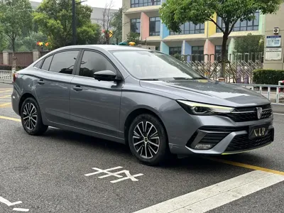 Roewe i5 2021, 60000 км, за 32800 CNY