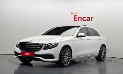 Mercedes-Benz E-Class · 2017 год