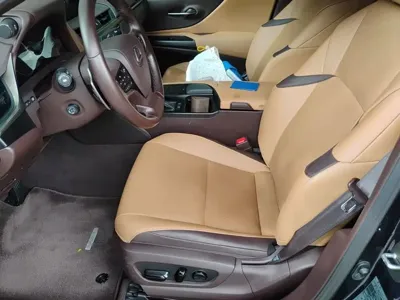 Lexus ES 2021, 187000 км, за 118500 CNY - фото 8