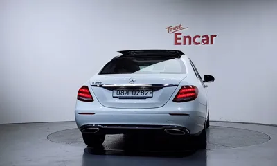 Mercedes-Benz E-Class 2017, 106037 км, за 18990000 KRW