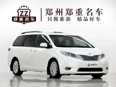 Toyota Sienna 2018, 101000 км, за 175000 CNY