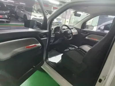 Wuling MINIEV 2023, 25400 км, за 21100 CNY - фото 16