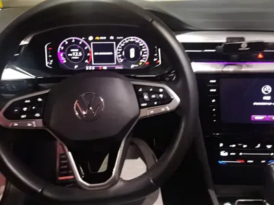 Volkswagen CC 2023, 30700 км, за 133900 CNY - фото 12