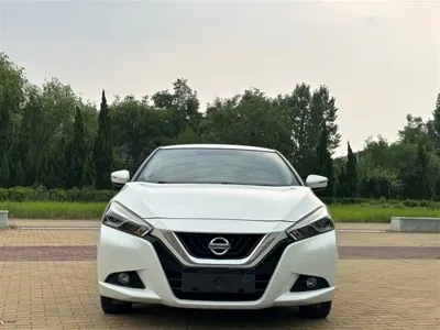 Nissan Bluebird 2019, 80000 км, за 35000 CNY