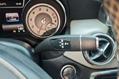 Mercedes-Benz CLA 2015, 118200 км, за 67189.45 CNY - фото 12