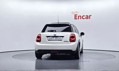MINI Cooper 2015, 152406 км, за 6500000 KRW