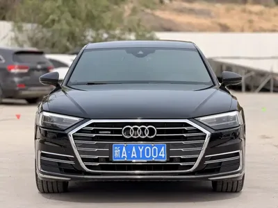 Audi A8 2021, 70000 км, за 349000 CNY