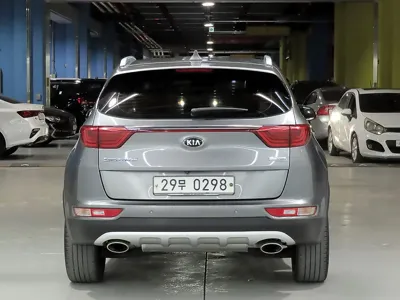 Kia Sportage 2016, 127012 км, за 10900000 KRW