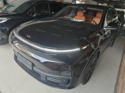 Li Auto Li L7 · 2024 год