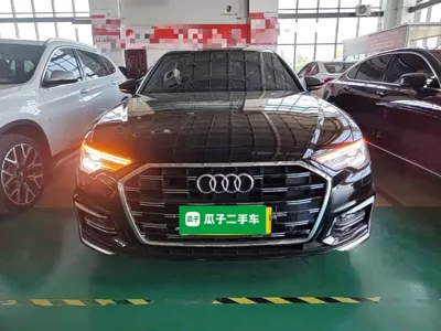 Audi A6L 2024, 40800 км, за 236800 CNY