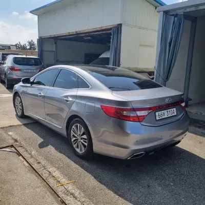 Hyundai Grandeur 2015, 167250 км, за 5500000 KRW