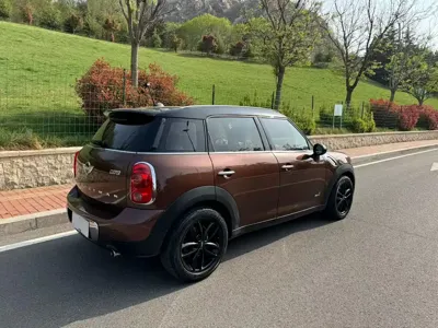 MINI Mini Countryman 2014, 130000 км, за 34500 CNY