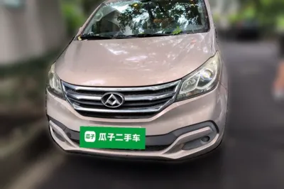 SAIC MAXUS G10 2014, 102500 км, за 31101.63 CNY