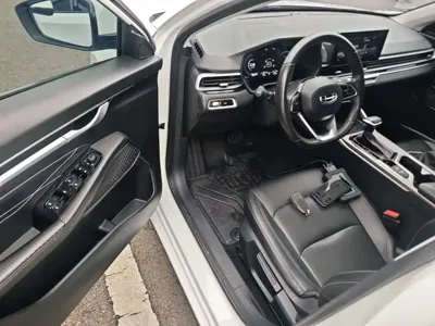 Geely Emgrand 2022, 84500 км, за 42800 CNY - фото 16