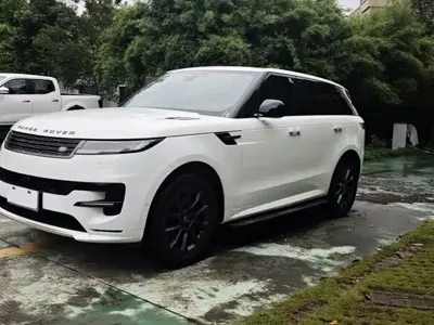 Land Rover Sport · 2024 год