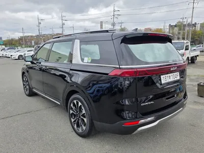 Kia Canival 2023, 81758 км, за 27990000 KRW - фото 6