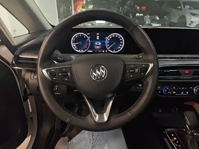Buick GL6 2022, 47500 км, за 68100 CNY - фото 7