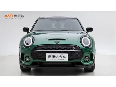 MINI Mini Clubman 2023, 35000 км, за 198000 CNY