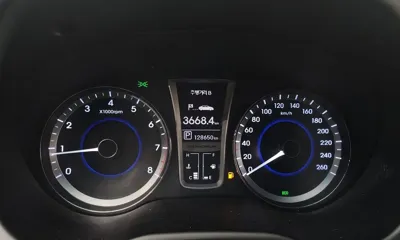 Hyundai Grandeur 2011, 128650 км, за 3900000 KRW - фото 8