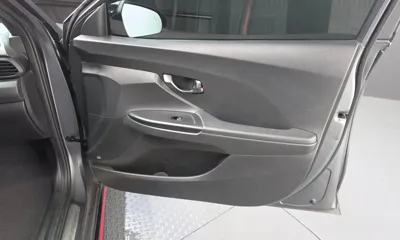 Hyundai Veloster 2021, 64846 км, за 21500000 KRW - фото 25
